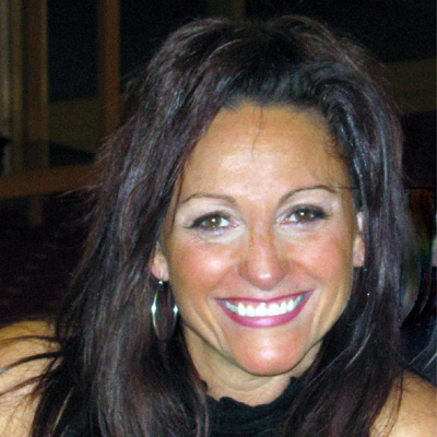 Danni F Profile